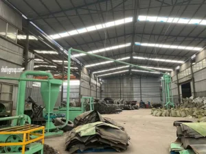 Pantalla de la máquina de reciclaje de neumáticos