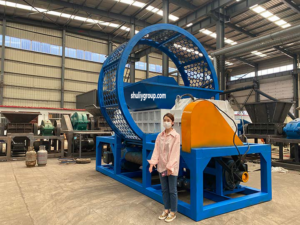 Máquina trituradora de neumáticos