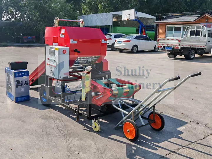 Enrouleur de petite balle ronde d'ensilage