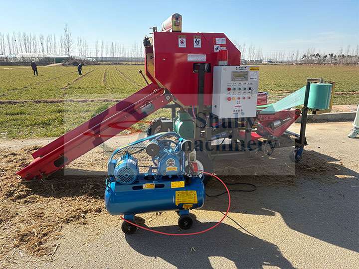 Silase Baler(dengan mesin diesel) Silase Baler(dengan mesin diesel)